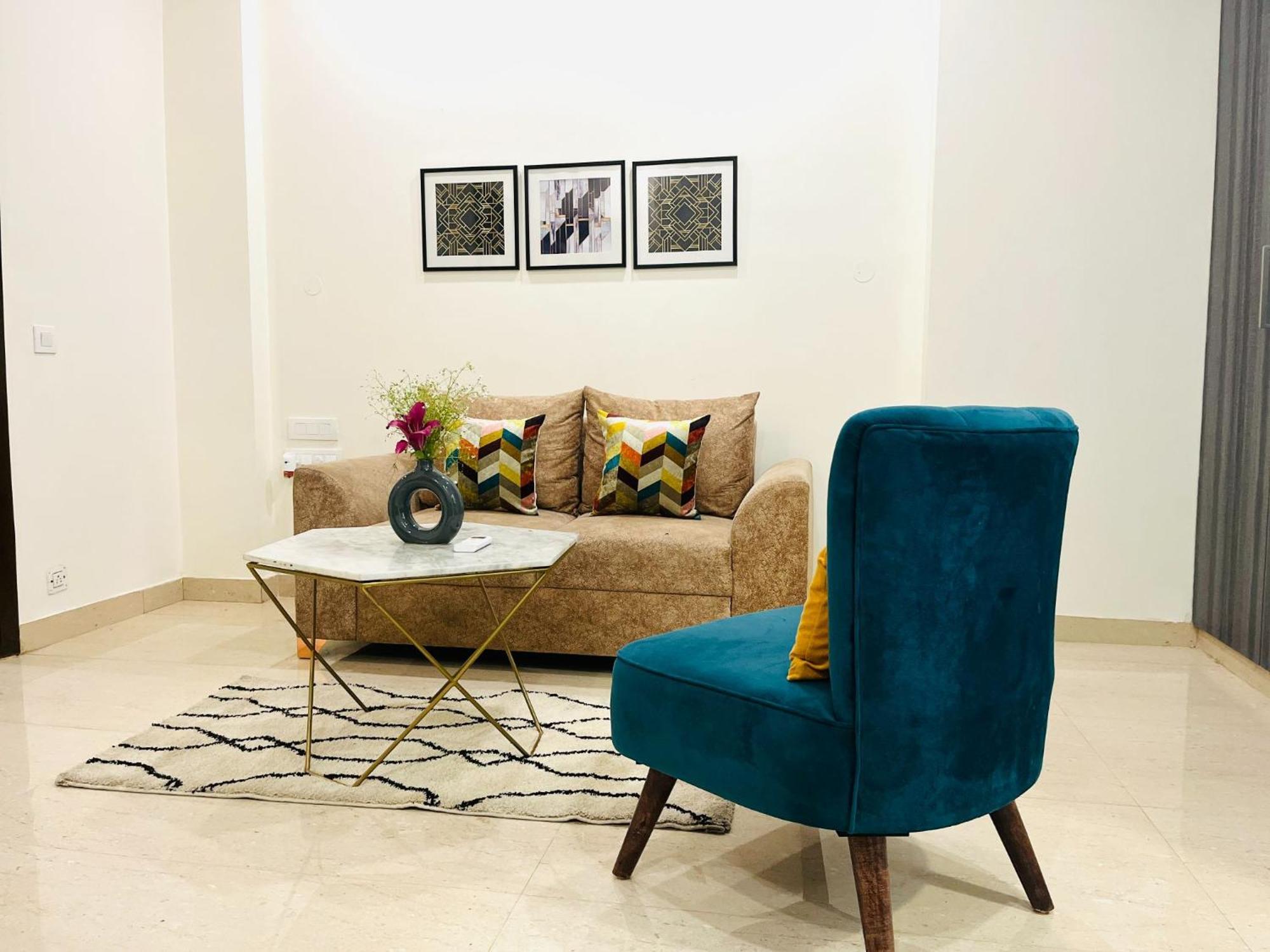 Bluo 1Bhk - Dlf Cybercity, Balcony, Lift, Parking Gurgaon Extérieur photo